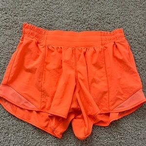 Lululemon Hotty Hot Low-Rise Lined Shorts 2.5"!